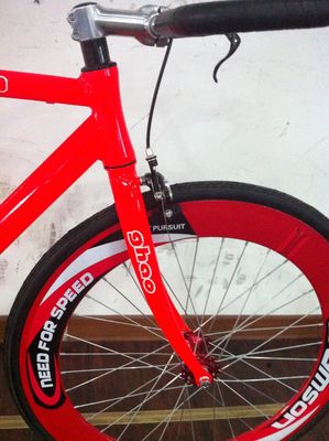 알루미늄 프레임 700C OEM 플립 플롭 단일 속도 빨간색 도로 핸들 고정 기어 자전거