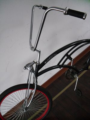 스틸 포크와 150KG 로드 용량으로 26인치 Chopper 스타일 해변 크루저 자전거