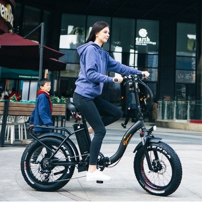 32MPH 48V 1000W 13AH 알루미늄 합금 뚱뚱한 타이어 전기 스텝을 통해 접는 EBike