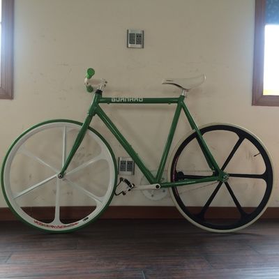 알루미늄 합금 700C 고정 기어 자전거 고정 도로 자전거 알루미늄 테니 림과 내구성