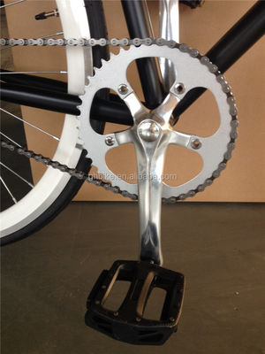 일반 페달 고정 자전거 700c 듀얼 V 브레이크와 단속 고정 기어 자전거