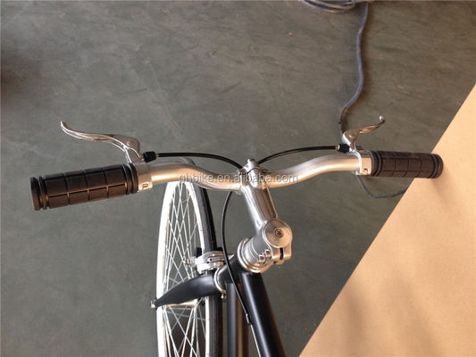 일반 페달 고정 자전거 700c 듀얼 V 브레이크와 단속 고정 기어 자전거