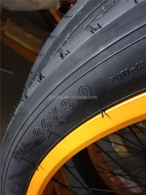 26인치 3.0 타이어 뚱뚱한 타이어 남자 해변 크루저 자전거와 Shimano 7 기어 및 디스크 브레이크