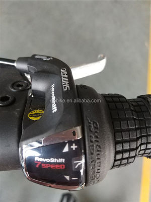 26인치 3.0 타이어 뚱뚱한 타이어 남자 해변 크루저 자전거와 Shimano 7 기어 및 디스크 브레이크
