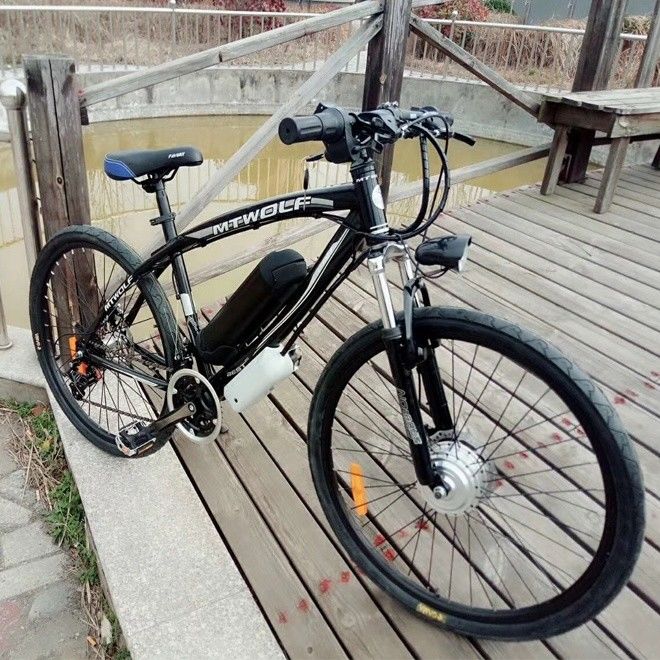 26&quot; 전기 산악 자전거 6.8AH 배터리 용량과 24V 250W 전륜 모터 유럽